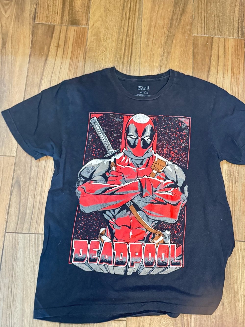 Marvel Deadpool Graphic Tee - Black & Red